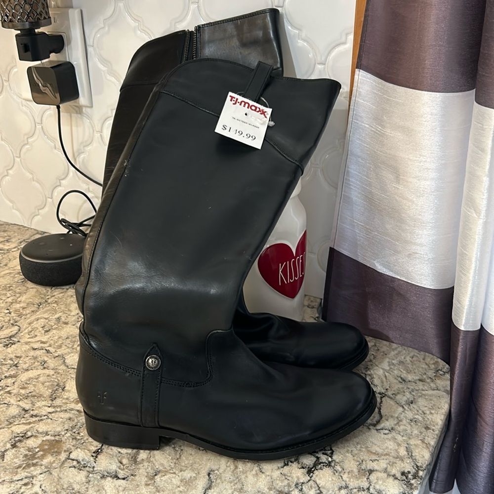 Womens brand new Fry black leatherjer boots full zip